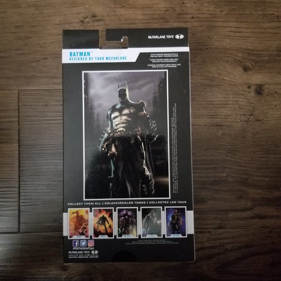 MCFARLANE DC Multiverse Batman action figure - Picture 3 of 5